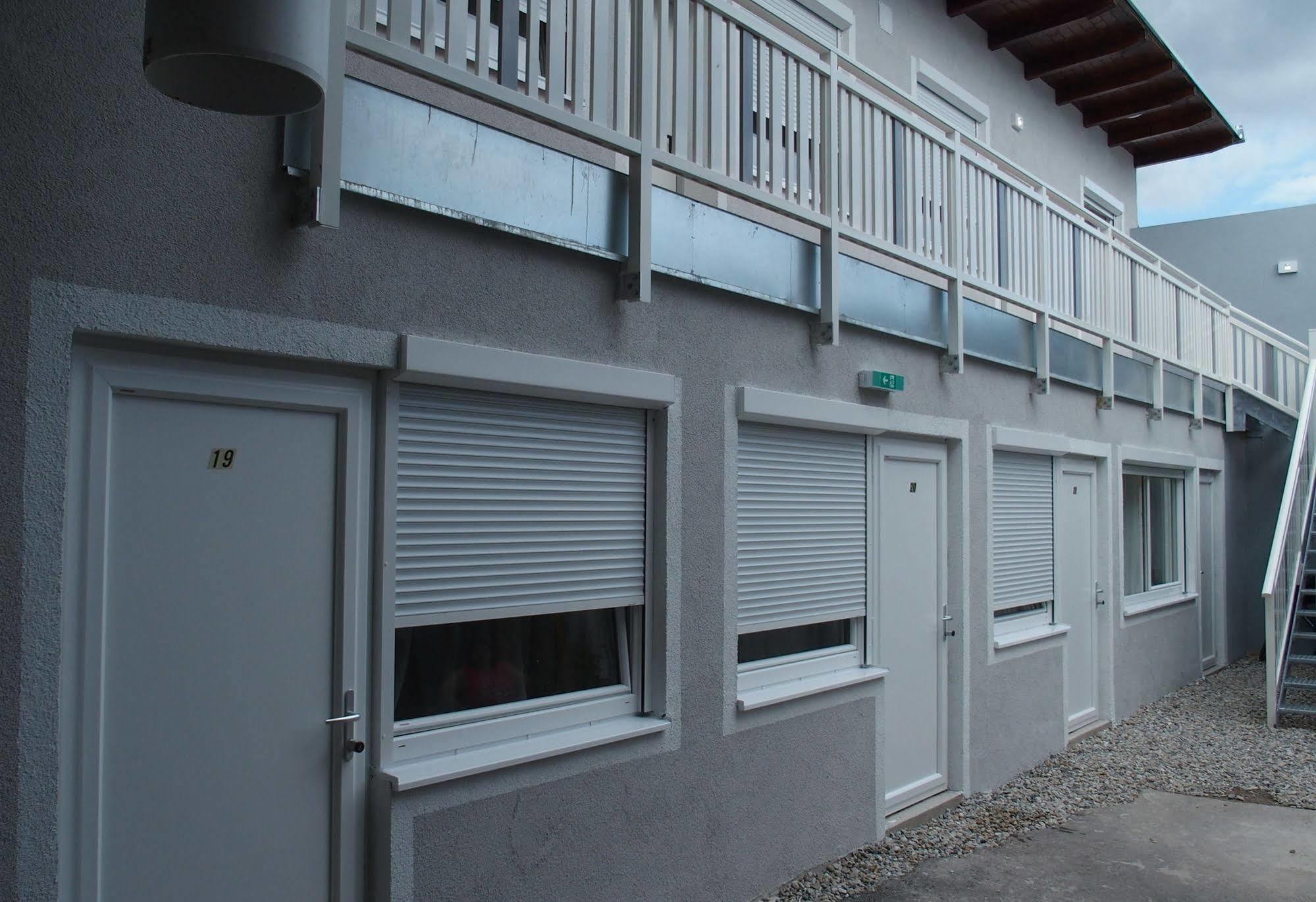Pension Casa Topolino Wiener Neustadt Esterno foto